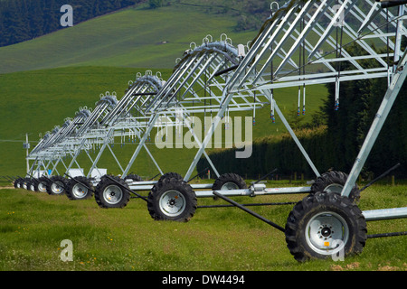 L'irrigation à pivot central, près de Braddon Hall Hotel, North Canterbury, île du Sud, Nouvelle-Zélande Banque D'Images