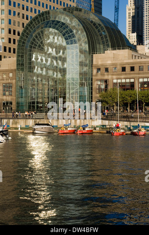 World Financial Center les immeubles de bureaux dans le quartier financier de Manhattan. Centre financier mondial. À l'ouest de la ville Banque D'Images