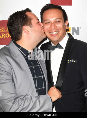 Ross Mathews et Salvador Camarena 8e édition du GLSEN Respect Awards tenue à l'hôtel Beverly Hills - Arrivées Los Angeles, Californie - 05.10.12 Avec : Ross Mathews et Salvador Camarena Où : Los Angeles, California, United States Quand : 05 Oct 201 Banque D'Images
