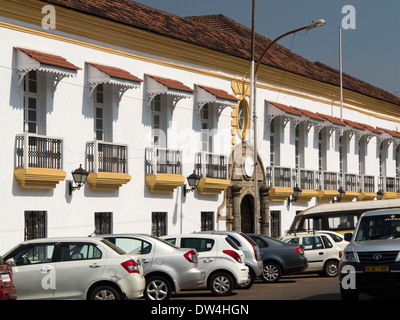 L'Inde, Goa, Panjim, Mahatma Gandhi Road, ancien bâtiment du Secrétariat Banque D'Images