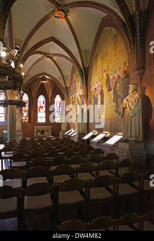 Maison Melanchthon, Memorial Hall, Bretten, Kraichgau, district de Karlsruhe, Bade-Wurtemberg, Rhénanie-Palatinat, Allemagne, la peinture murale créée vers 1930 par le professeur août Groh (1871-1944), Réforme des statues de Philipp Melanchthon, Martin Luther, J Banque D'Images