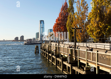 Esplanade, South Cove sur l'Hudson, Battery Park City, NYC Banque D'Images