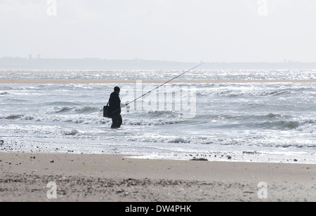 Pêcheur de mer, Agon Coutainville, Normandie, France Banque D'Images