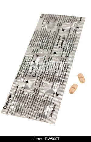 Sachet scellé et deux comprimés de Vetoquinol Clavaseptin animal de traitement pour les chats et chiens Banque D'Images