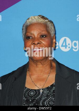 Los Angeles, CA, USA. Feb 27, 2014. Los Angeles, CA, USA. Feb 27, 2014. au niveau des arrivées pour unite4:l'humanité célèbre Bon, le don et la grandeur à travers le monde, les studios Sony Pictures, Los Angeles, CA le 27 février 2014. Credit : Elizabeth Goodenough/Everett Collection/Alamy Live News Banque D'Images