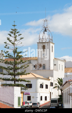 La Torre de relógio bell et tour de l'horloge Albufeira, Algarve, Portugal, Europe Banque D'Images