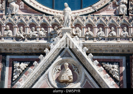 Détail de façade, Cathédrale, Sienne, Toscane, Italie, Europe Banque D'Images