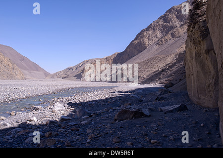 Près de la rivière Kali Gandaki Jomsom village Banque D'Images