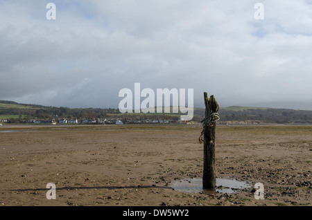 Sur la côte de Cumbria Ravenglass, tourné à la marée basse dans la Drigg de l'estuaire, sur un jour nuageux mais ensoleillé. Banque D'Images