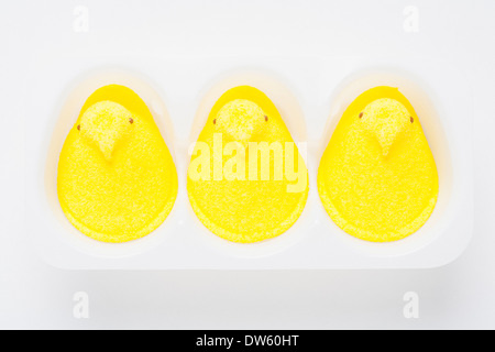 Les poussins de Pâques Peeps guimauve Candy Banque D'Images