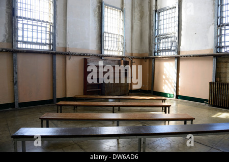 À l'intérieur de l'Île Alcatraz prison prison à sécurité maximum des barres de fer métal pénitentiaire tourisme intérieur de san francisco Banque D'Images