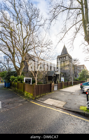 L'église a été construite en 1862. Un manse et des salles de classe ont été ajoutés à l'arrière en 1866 et la tour a été ajoutée. Banque D'Images