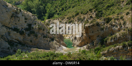 Piscine rural en français gorge. La Gorge de sentiers battus. Banque D'Images