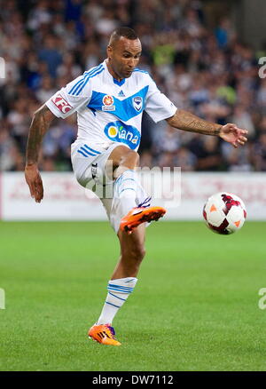 Melbourne, Australie. 1er mars 2014. ARCHIE THOMPSON (10) en avant de Melbourne Victory en action pendant le match entre 21 et Melbourne Melbourne Victory coeur pendant l'Australian Hyundai A-League saison 2013/2014 à l'AAMI Park, Melbourne, Australie. (Crédit Image : © Tom Griffiths/ZUMA/ZUMAPRESS.com) fil Banque D'Images