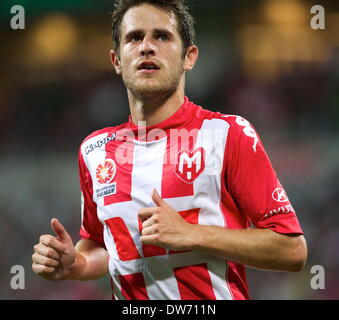 Melbourne, Australie. 1er mars 2014. MATE DUGANDZIC (23) en avant de la Cœur de Melbourne en action pendant le match entre 21 et Melbourne Melbourne Victory coeur pendant l'Australian Hyundai A-League saison 2013/2014 à l'AAMI Park, Melbourne, Australie. (Crédit Image : © Tom Griffiths/ZUMA/ZUMAPRESS.com) fil Banque D'Images