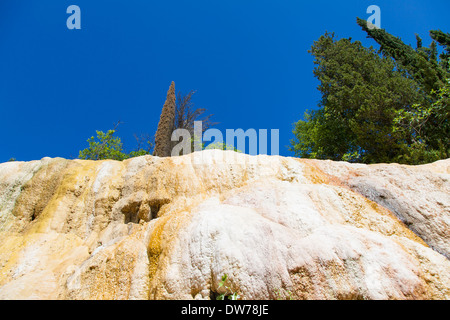 La région Toscane, en Italie. Près de Bagni San Filippo vous pouvez trouver cette merveilleuse beauté naturelle fabriqué à partir de calcaire termal Banque D'Images