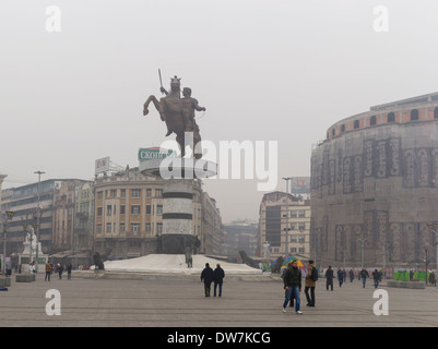 Guerrier sur un cheval, statue d'Alexandre le Grand de Skopje, Macédoine (ARYM) Banque D'Images