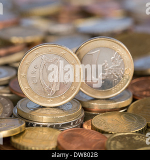 Une pièce de un euro de l'Union européenne bureau de pays membre de l'Irlande Banque D'Images