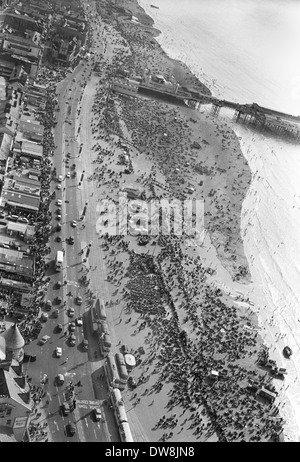 Blackpool Central Pier et de la promenade de la tour, 1964 Banque D'Images