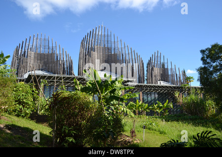 L'architecture moderne du Centre culturel Jean-Marie Tjibaou, spécialisée dans la culture Kanak, Nouméa, Nouvelle-Calédonie, Pacifique Sud Banque D'Images