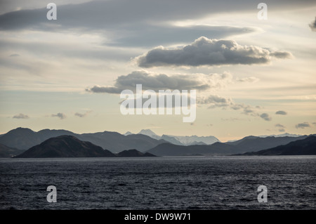 Vue de la côte norvégienne près de Alesund Banque D'Images