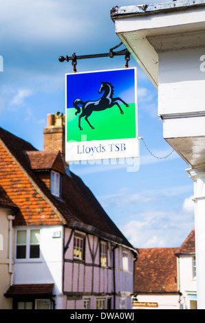 Une succursale de la Lloyds TSB Bank à Midhurst, West Sussex, Angleterre. Banque D'Images