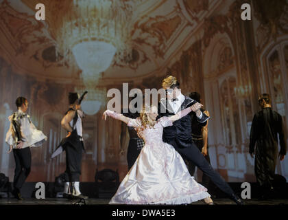 Berlin, Allemagne. 4e Mar, 2014. Rasta Thomas' Roméo et Juliette - à partir de la 04.03 au 09.03.2014 est à voir le rock classique ballet Roméo et Juliette ' ' par Rasta Thomas et Adrienne Canterna, déjà connu par sa production ' rock ', le serrant dans l'admiral's palace à Berlin. © Reynaldo Paganelli/NurPhoto ZUMAPRESS.com/Alamy/Live News Banque D'Images