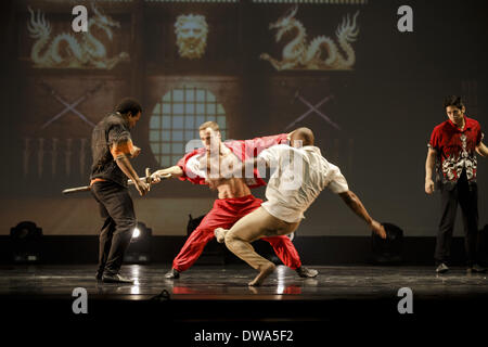 Berlin, Allemagne. 4e Mar, 2014. Rasta Thomas' Roméo et Juliette - à partir de la 04.03 au 09.03.2014 est à voir le rock classique ballet Roméo et Juliette ' ' par Rasta Thomas et Adrienne Canterna, déjà connu par sa production ' rock ', le serrant dans l'admiral's palace à Berlin. © Reynaldo Paganelli/NurPhoto ZUMAPRESS.com/Alamy/Live News Banque D'Images