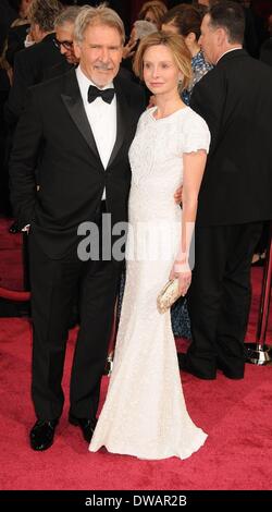 Los Angeles, Californie, USA. 2e Mar, 2014. Mar 02, 2014 - Los Angeles, Californie, USA - l'Acteur HARRISON FORD, l'actrice Calista Flockhart à la 86e Academy Awards annuel tenu à la technologie Dolby Theatre, à Hollywood. © Paul Fenton/ZUMAPRESS.com/Alamy Live News Banque D'Images