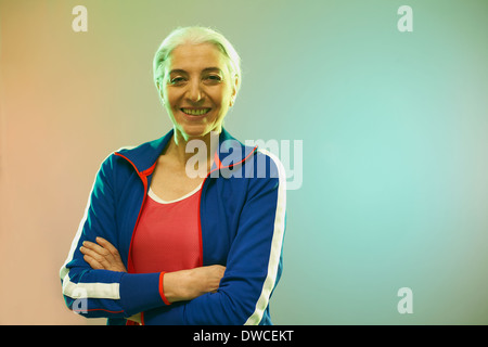 Young woman wearing Tracksuit top Banque D'Images