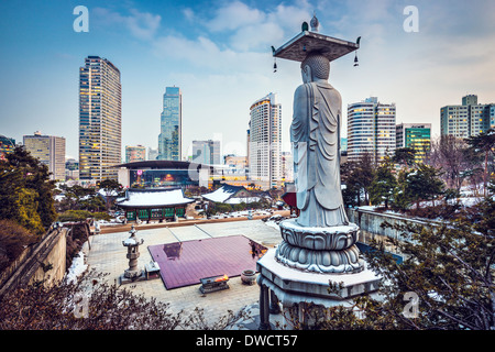 Séoul, Corée du Sud dans le paysage urbain du quartier de Gangnam. Banque D'Images