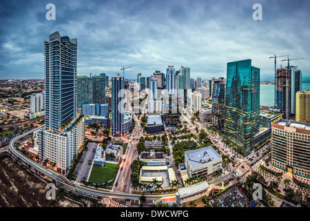 Miami, Floride, USA Centre-ville paysage urbain de l'antenne. Banque D'Images