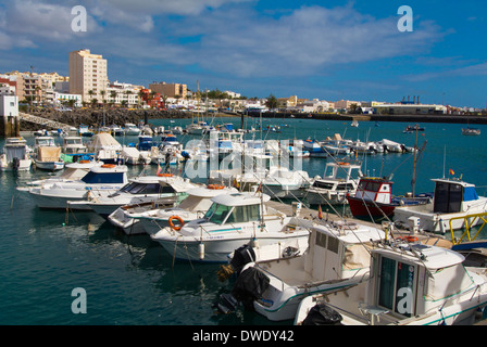 Port pour les yachts et autres bateaux privés, Puerto del Rosaro, Fuerteventura, Îles Canaries, Espagne, Europe Banque D'Images