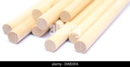 Grumes en bois isolé sur fond blanc Banque D'Images