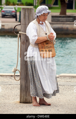 Acteur dans une reconstitution historique de la peine capitale dans les selles d'esquive St George's Bermuda Banque D'Images