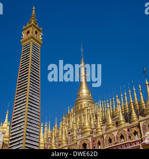 Mohnyin Thambuddhei Paya à Monywa au Myanmar (Birmanie) Banque D'Images