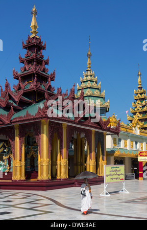 Temples de la pagode Shwedagon à Yangon - complexe au Myanmar (Birmanie) Banque D'Images