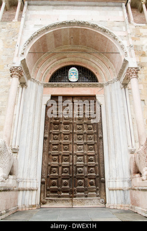 Cathédrale de Parme en Piazza Duomo, Emilie Romagne, Italie Banque D'Images