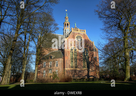 17e siècle Nieuwe Kerk (nouvelle église) à Groningen (Pays-Bas) en hiver Banque D'Images