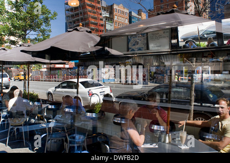 L'Emire Diner restaurant est situé dans le quartier de Chelsea, 210, 10e Avenue. Drôle comment un site qui semble aujourd'hui a été retro Banque D'Images