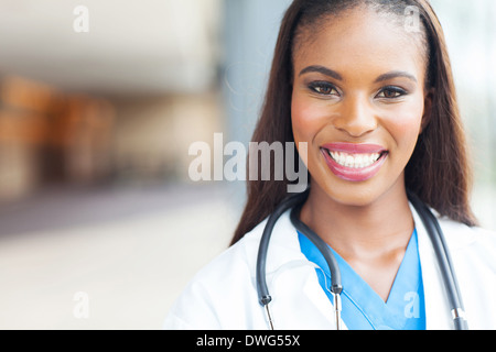 Close up portrait of African female nurse Banque D'Images