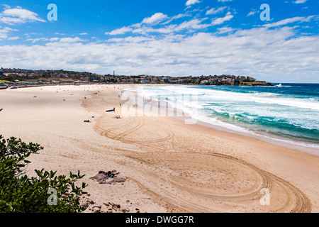 La plage de Bondi au printemps, Sydney, Australie Banque D'Images
