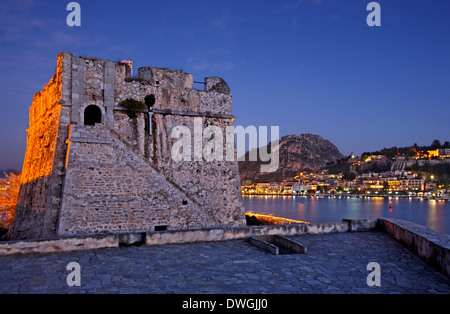 La ville de Nauplie à partir de l'îlot de Bourtzi castle, l'Argolide ('Argolide'), Péloponnèse, Grèce. Banque D'Images