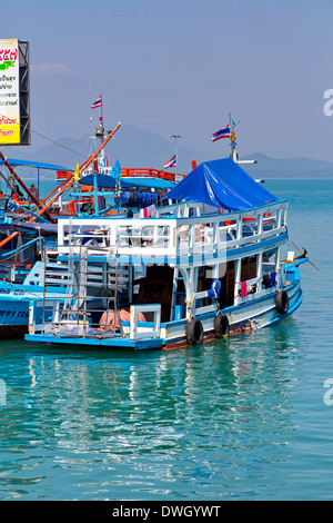 Partent à Nadan jetée sur l'Île de Ko Samet, Thaïlande Banque D'Images