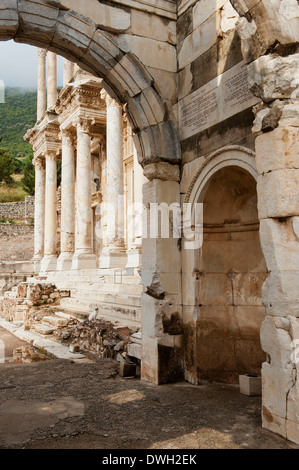Bibliothèque de Celsus, Ephèse Banque D'Images