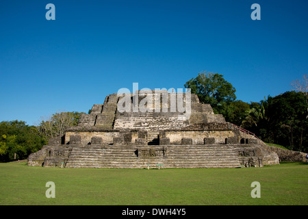 Le Belize, district de Belize, Belize City. Site archéologique d'Altun Ha, ruines mayas. Le Temple du dieu Soleil. Banque D'Images