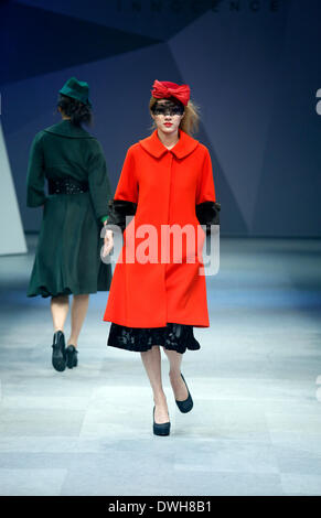 Daegu, Corée du Sud. 7 mars 2014. Présenter des modèles de créations de designer sud-coréen Chun Doo a chanté au cours de la 26e collecte de Daegu, Daegu, Corée du Sud, le vendredi 7 mars 2014. Banque D'Images