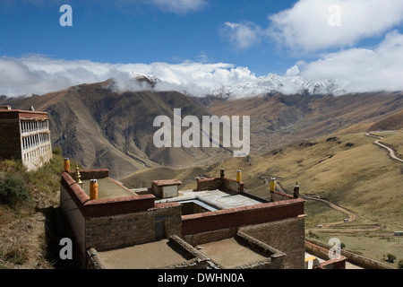 Monastère de Ganden, dans la région autonome du Tibet en Chine. Banque D'Images