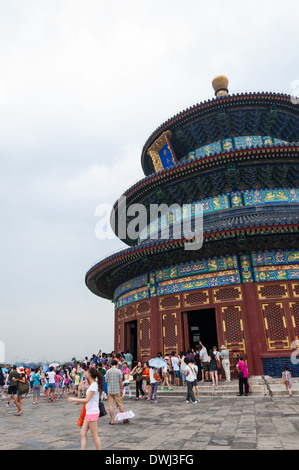 Usine de touristes devant le Temple du Ciel à Beijing, Chine. Banque D'Images