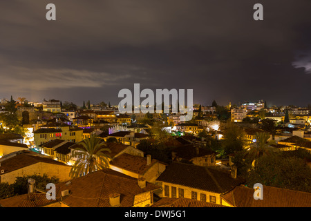 Centre de la vieille ville d'Antalya dans la nuit Banque D'Images